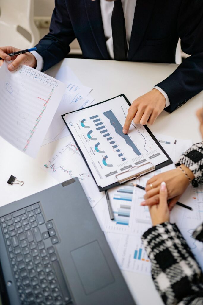 How to Resolve Financial Challenges with Smart Money