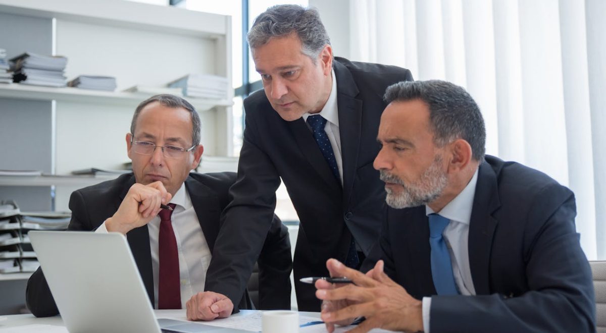 Best Ways to Resolve Financial Problems and Achieve Financial