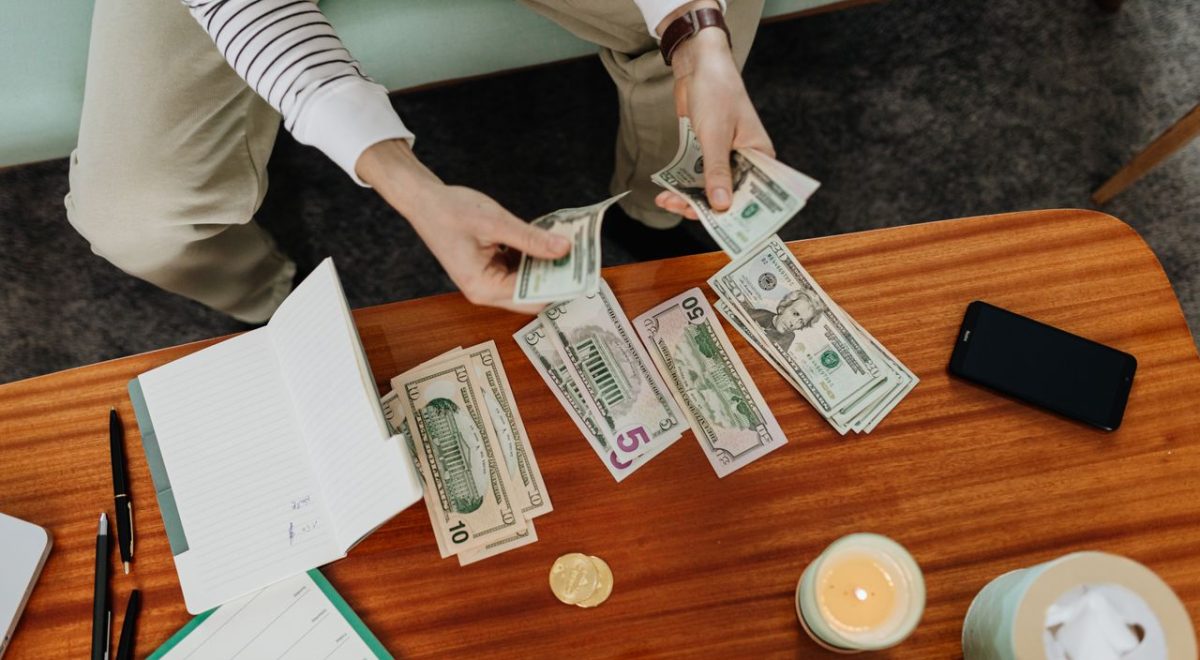 How to Achieve Financial Success with Smart Money Management