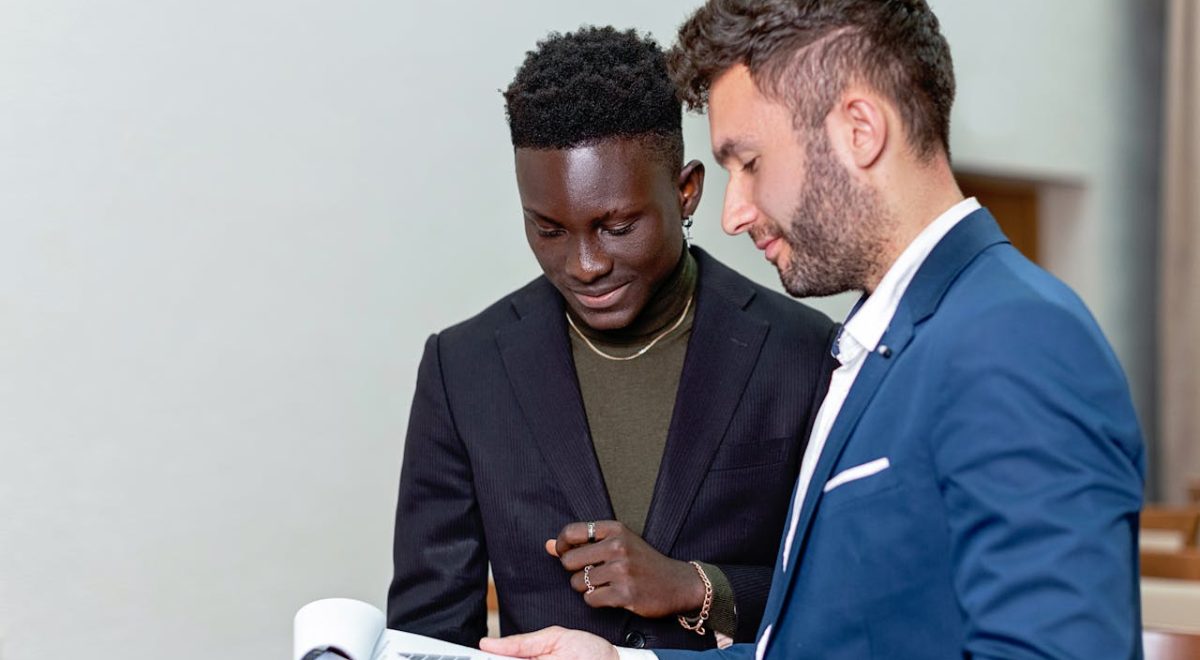 Business Success Secrets: How Top Entrepreneurs Build Profitable